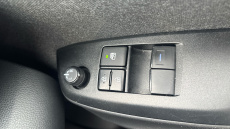 Toyota Yaris 1.5 Hybrid Icon 5dr CVT Hybrid Hatchback